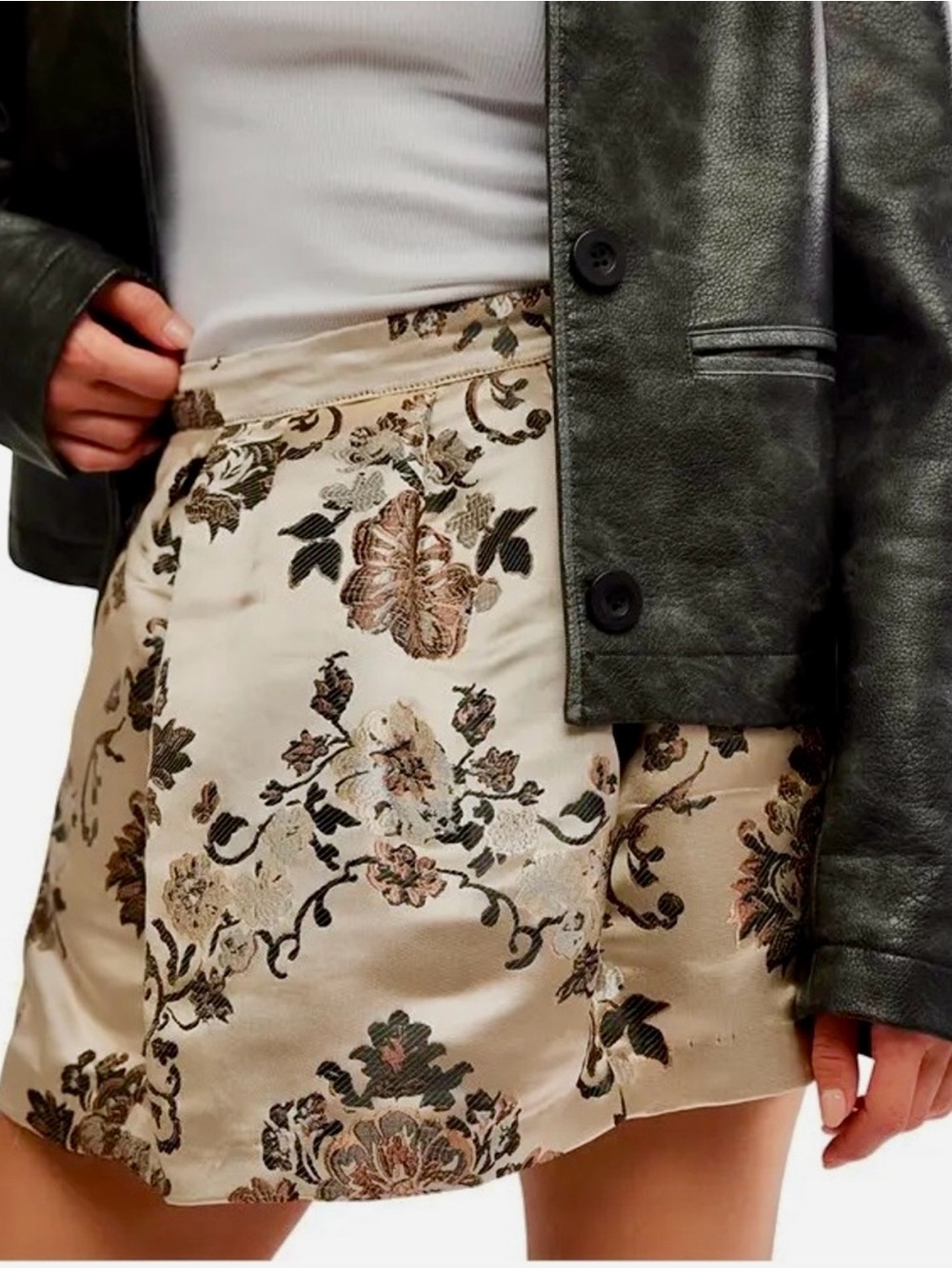 Free People size 8 Ivory Floral Brocade Mini Skirt with Metallic Accents